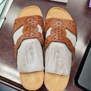 Easy Spirit Brown Sandals